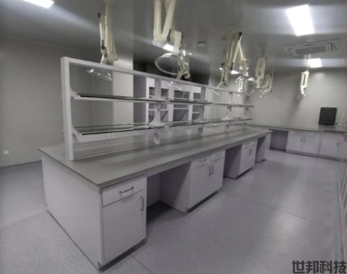 实验台是实验室最常见的实验室家具